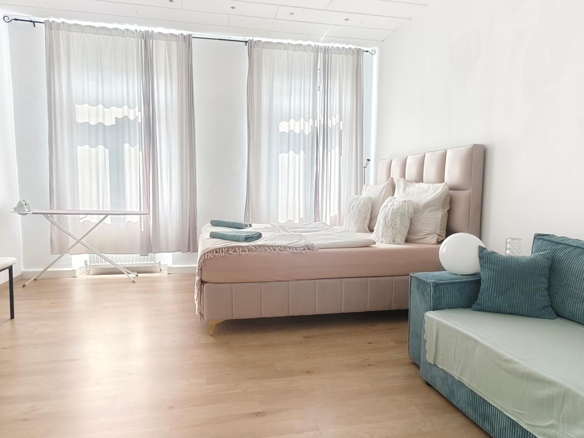 The Mint Apartment - Schoenbrunn Palace Wina Bagian luar foto